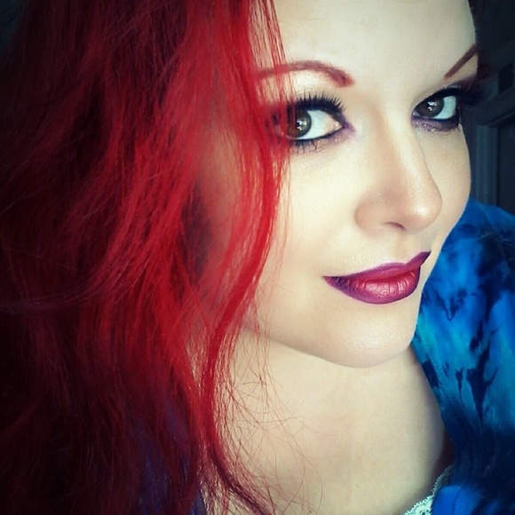 Meet your Posher, Christina - Picture 4 of 6